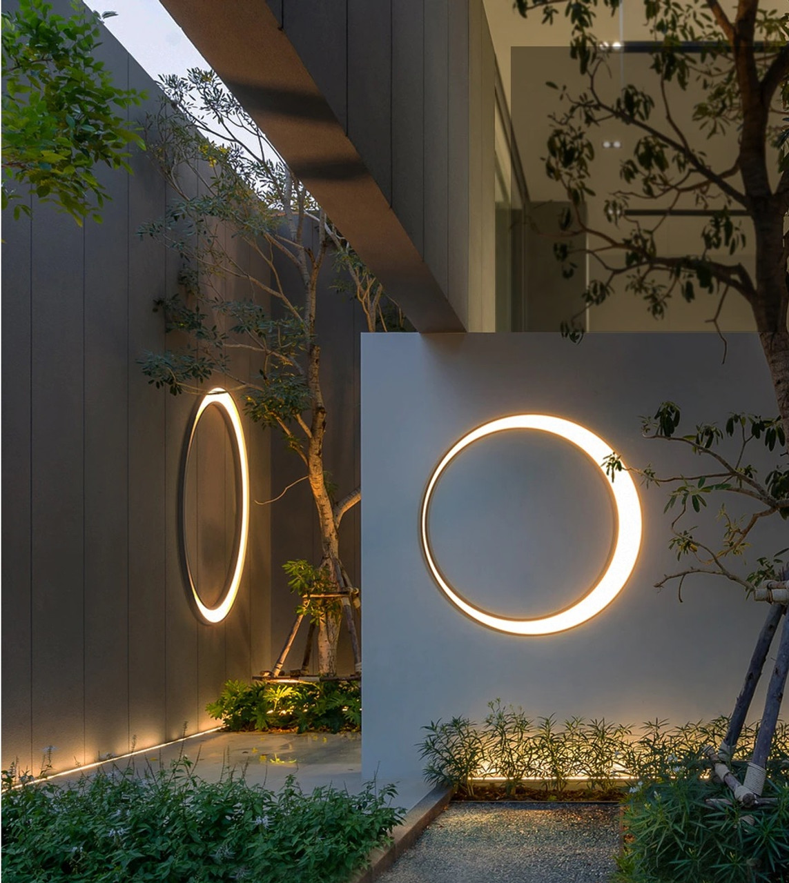 black outdoor lights for house